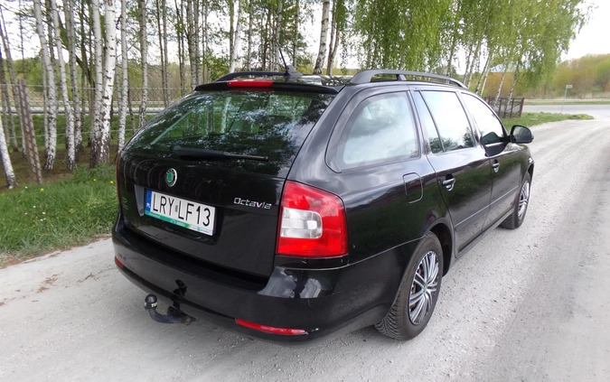 Skoda Octavia cena 18900 przebieg: 228000, rok produkcji 2011 z Jaworzyna Śląska małe 154